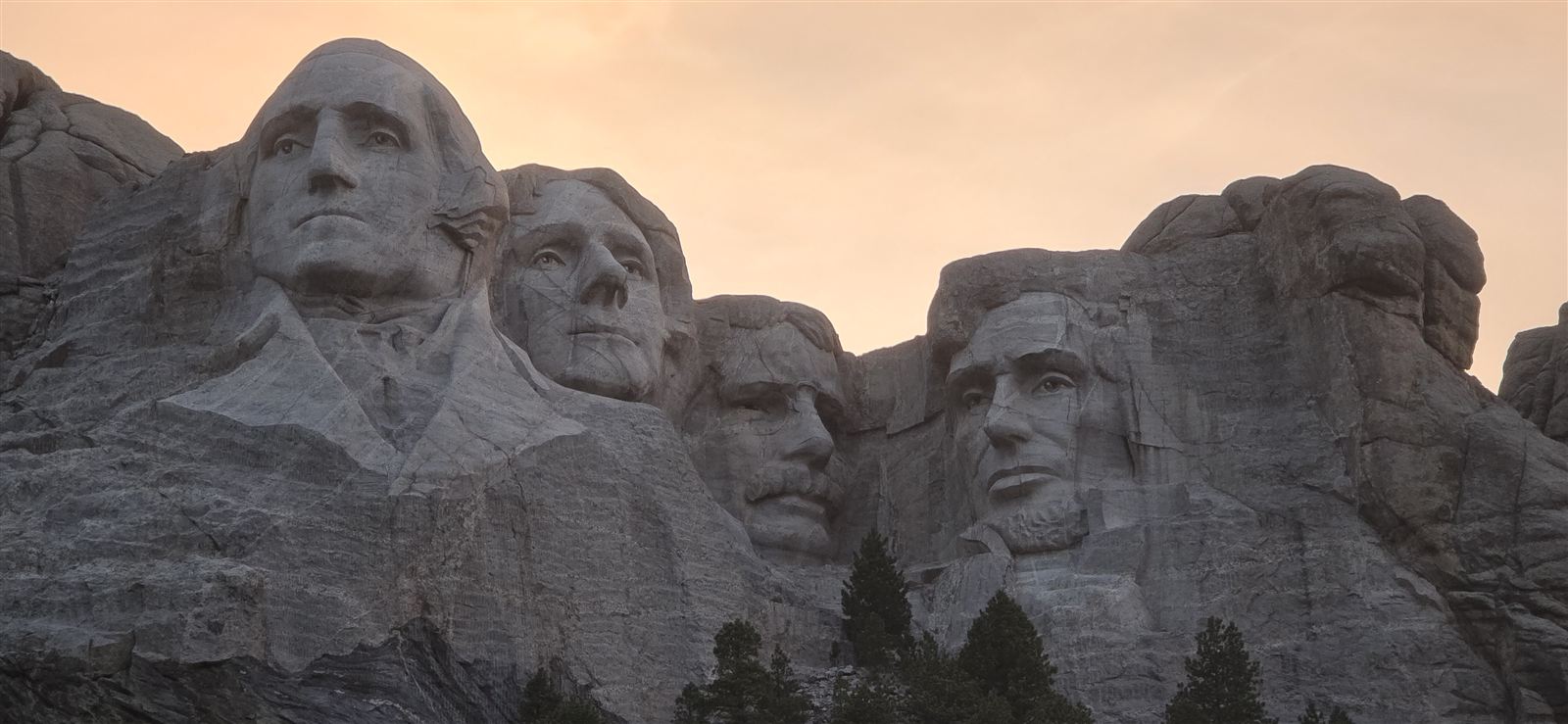 Mount Rushmore at dusk